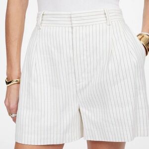 Madewell Pleated Trouser Shorts in Pinstripe Linen Blend